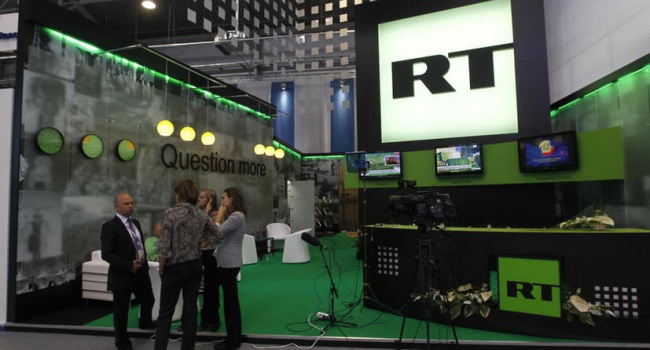У Великобританії заблокували рахунки телеканалу RТ