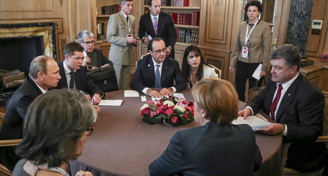 Журналист: Встреча «нормандской четверки» нужна была Меркель и Олланду, а не Порошенко и Путину