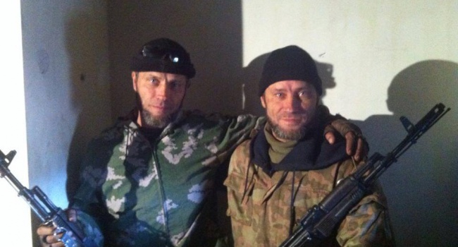 Андрій Цаплієнко: На передовій в Мар'їнці – близнюки Валік та Віталік Тихенки дають «прикурити» ворогу Андрій Цаплієнко: На передовій в Мар'їнці – близнюки Валік та Віталік Тихенки дають «прикурити» ворогу