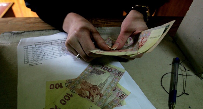 Хто, скільки в Києві зараз заробляє Хто, скільки в Києві зараз заробляє
