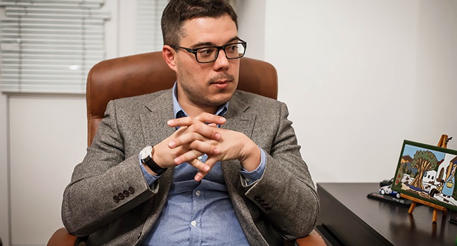 Тарас Березовец: Кремль заказал «полезным идиотам» спровоцировать войну силовых ведомств в Украине Тарас Березовец: Кремль заказал «полезным идиотам» спровоцировать войну силовых ведомств в Украине
