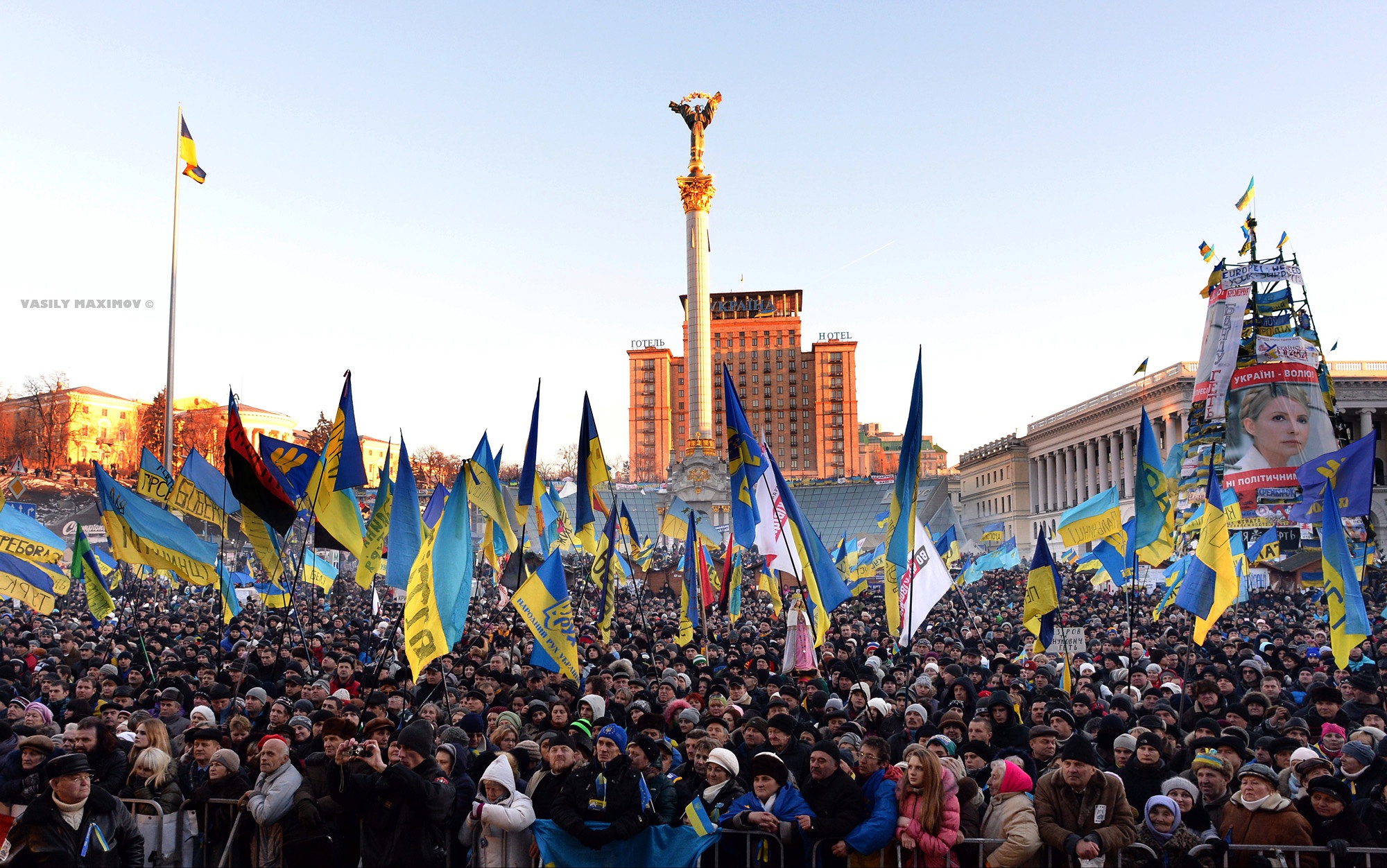 Украинские видео. 21 Ноября 2013 Украина. Евромайдан 21 ноября 2013. Революція Гідності. Революция гидности в Украине.