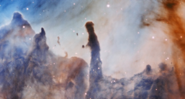 Ученым удалось увидеть рождение новых звезд в туманности Киля