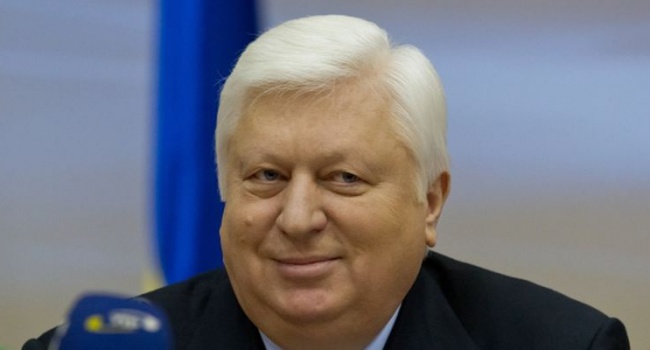 Як колишній генпрокурор веде ювелірний бізнес в Криму - розслідування (ВІДЕО) Як колишній генпрокурор веде ювелірний бізнес в Криму - розслідування (ВІДЕО)