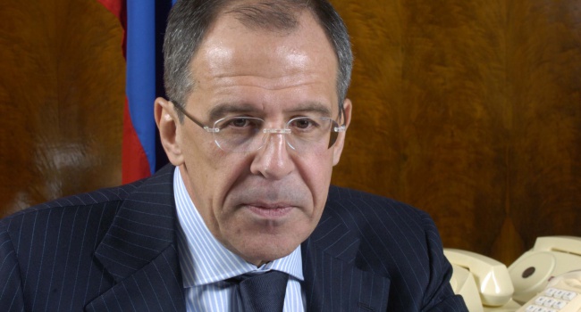 Лавров заявил о большой «заинтересованности» РФ в решении конфликта на Донбассе Лавров заявил о большой «заинтересованности» РФ в решении конфликта на Донбассе