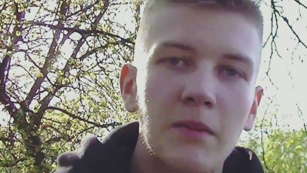 У Польщі розправилися з особами, які спалили Український прапор У Польщі розправилися з особами, які спалили Український прапор
