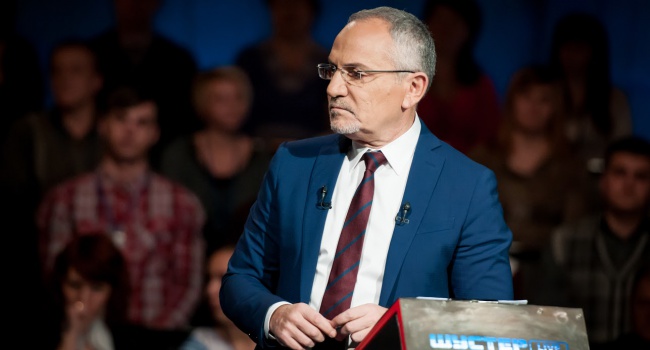Блогер розповів чому насправді закривається канал Савіка Шустера Блогер розповів чому насправді закривається канал Савіка Шустера