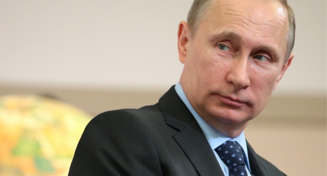 Пионтковский: военные поражения России заставляют Путина говорить об экономических проблемах
