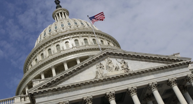 Законопроект Маккейна об Украине поддержали в Конгрессе США Законопроект Маккейна об Украине поддержали в Конгрессе США