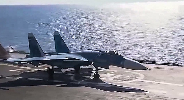 В Средиземное море упал еще один российский истребитель В Средиземное море упал еще один российский истребитель