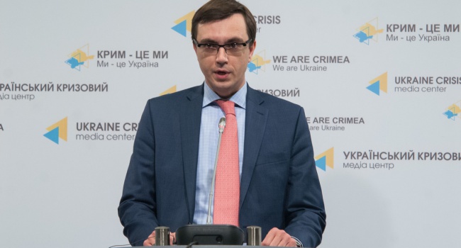 Омелян та Супрун скаржаться на нових держсекретарів Омелян та Супрун скаржаться на нових держсекретарів