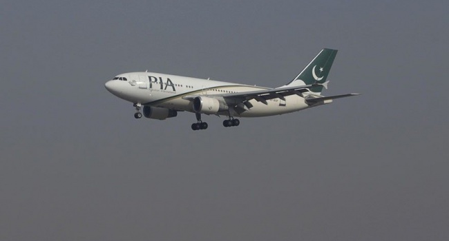 В Пакистане разбился самолет