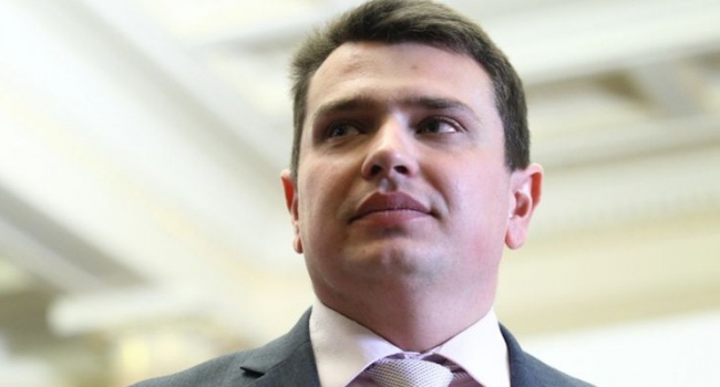 Влада гальмує процес надання права на самостійну "прослушку" для НАБУ Влада гальмує процес надання права на самостійну "прослушку" для НАБУ