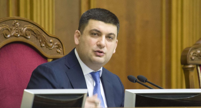 Гройсман дал советы украинцам, получившим завышенные платежки Гройсман дал советы украинцам, получившим завышенные платежки