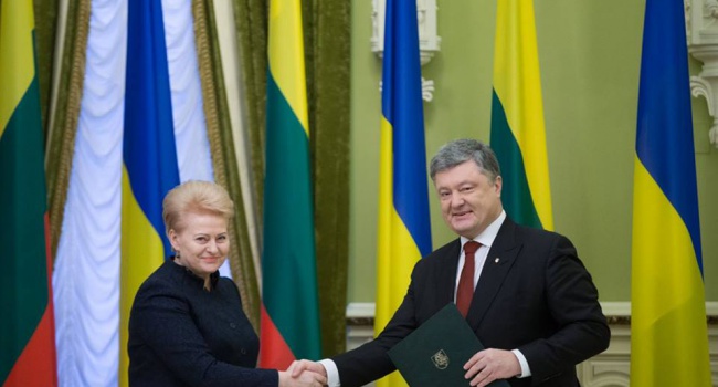 Експерт: Історія з пост-будапештською ломкою завершиться Новою Переяславською унією Експерт: Історія з пост-будапештською ломкою завершиться Новою Переяславською унією
