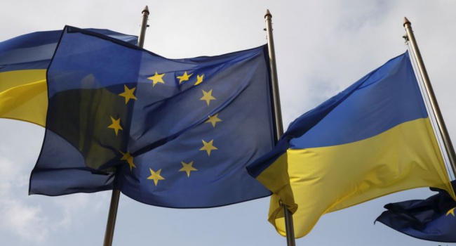 Не все так погано: в ЄС назвали українські реформи «інтенсивними і безпрецедентними» Не все так погано: в ЄС назвали українські реформи «інтенсивними і безпрецедентними»