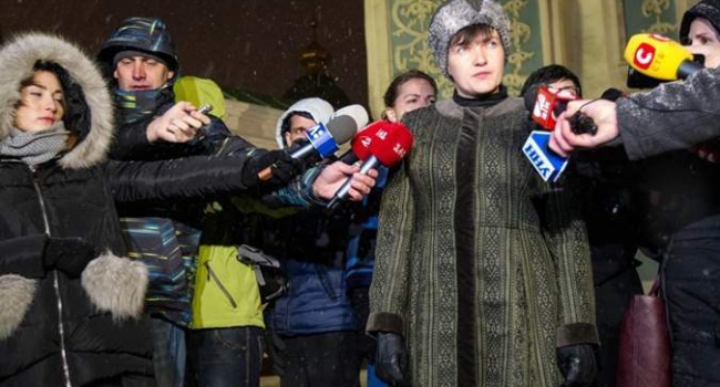 Политолог: Новый наряд Савченко – это добрый знак Политолог: Новый наряд Савченко – это добрый знак