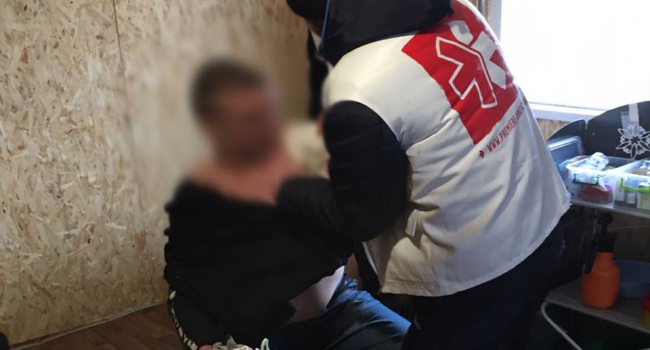 Російсько-сепаратистські війська вбили цивільного на КПВВ "Майорськ". Ще один поранений Російсько-сепаратистські війська вбили цивільного на КПВВ "Майорськ". Ще один поранений