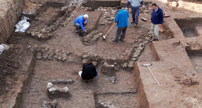Археологи нашли уникальный подземный город в Греции