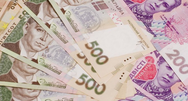 В Украине повысят цены на табак, алкоголь и топливо В Украине повысят цены на табак, алкоголь и топливо