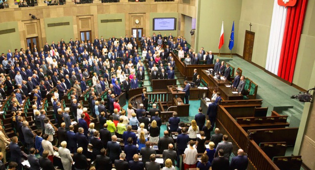 Соломон Манн: Левая оппозиция не помешала Сейму Польши принять госбюджет на 2017 год Соломон Манн: Левая оппозиция не помешала Сейму Польши принять госбюджет на 2017 год