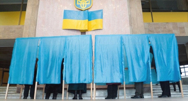 Чому чергові вибори мало що змінюють в Україні 