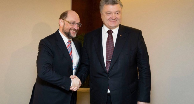 Президент Украины на Всемирном экономическом форуме в Давосе - фоторепортаж