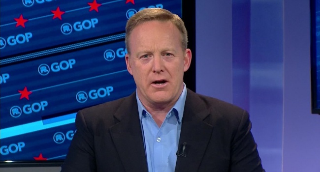 Президент недоволен: Трамп ищет замену Шону Спайсеру