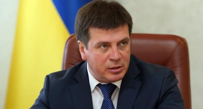 Вице-премьер объяснил, как экономить 60% на оплате отопления Вице-премьер объяснил, как экономить 60% на оплате отопления