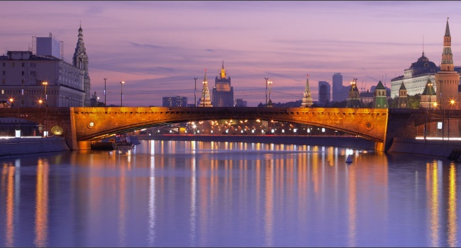 Влада Росії придумала, як уникнути появи в Москві Мосту Немцова Влада Росії придумала, як уникнути появи в Москві Мосту Немцова