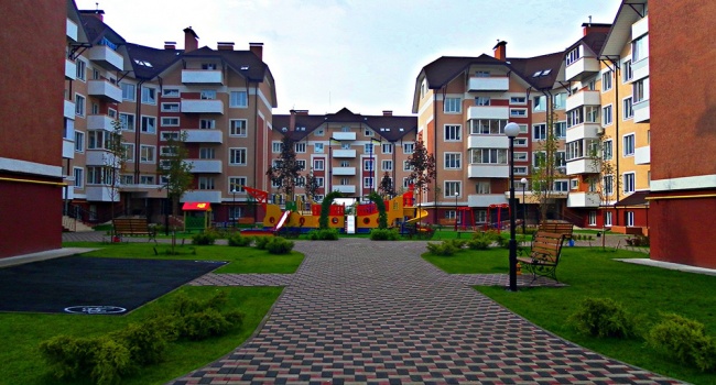 Эксперт рассказал, выгодно ли покупать недвижимость в пригороде Киева