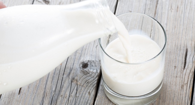 Производство молока в Украине снижается три года подряд