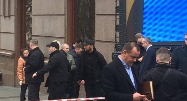 Поліцейські вже знають ім’я убивці Вороненкова – ЗМІ 