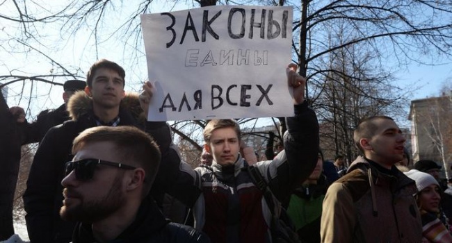 Блогер объяснила, зачем Путину митинги по всей России Блогер объяснила, зачем Путину митинги по всей России