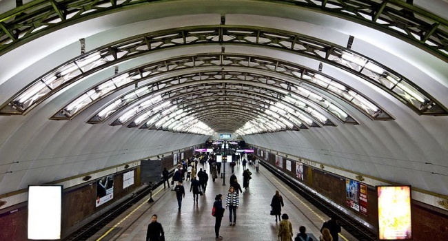 У Санкт-Петербурзі закрили 8 станцій метро