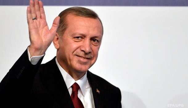 Туреччина взяла курс на авторитарну модель управління – російський адвокат