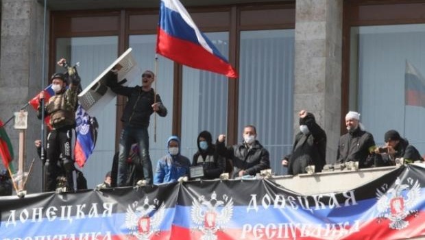 Українська влада оберігає сепаратистів, замість того, аби покінчити з ними – Казанський 