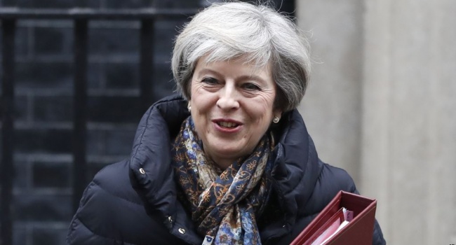 Тереза Мей оголосила про важливе рішення через Brexit Тереза Мей оголосила про важливе рішення через Brexit