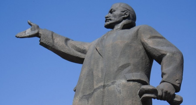 Все більше росіян вважають Леніна позитивною постаттю Все більше росіян вважають Леніна позитивною постаттю