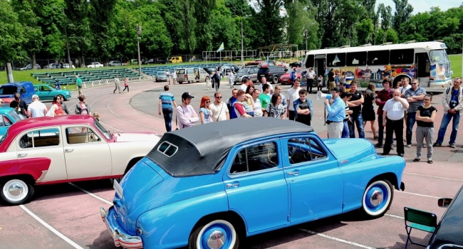 Киев приглашает на фестиваль ретро автомобилей
