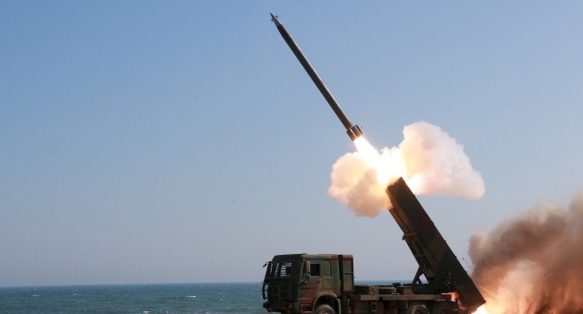 США успішно запустили балістичну ракету у відповідь на погрози Північної Кореї 