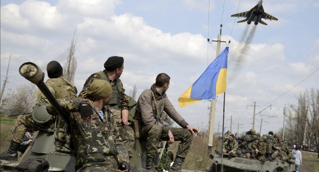 Військовий експерт прокоментував заяву Міноборони України про готовність до введення воєнного стану