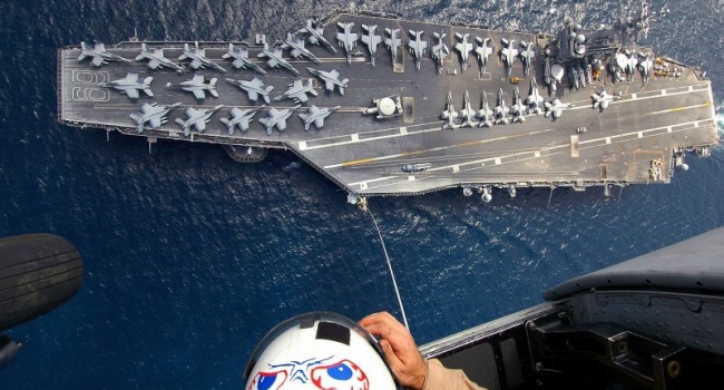 Все-таки это произошло – ударная группа ВМС США вошла в Японское море, – блогер