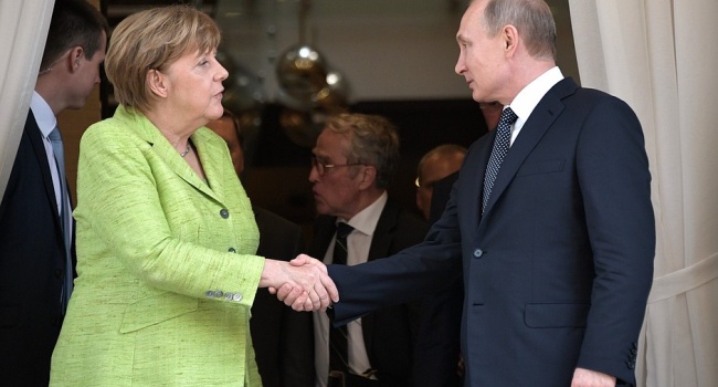 Пономарь: Меркель ясно озвучила свою позицию Путину