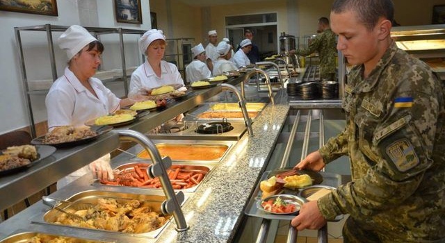 Завдяки ProZorro вдалося покращити харчування українських військових Завдяки ProZorro вдалося покращити харчування українських військових