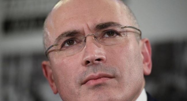 Ходорковський розповів про домовленість з Путіним щодо зміни влади Ходорковський розповів про домовленість з Путіним щодо зміни влади