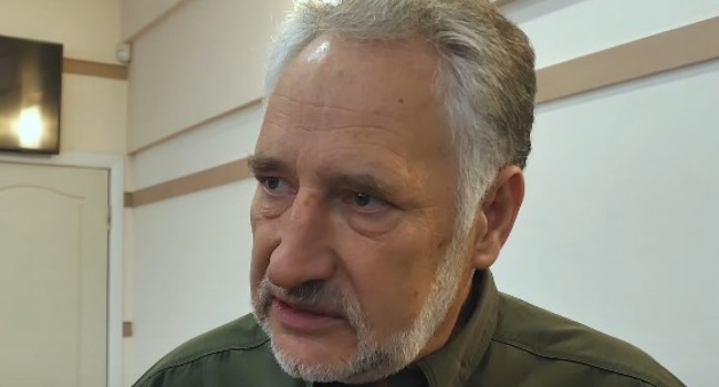 Жебривский назвал число российских военных, воюющих на Донбассе за «зарплату»