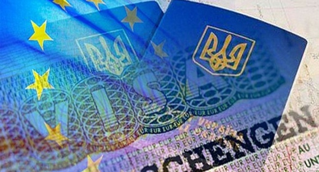 Журналіст повідомив, хто скасує для українців візи в ЄС 