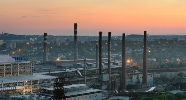 Росія профінансує закупівлю сировини для конфіскованих заводів Донбасу – ЗМІ