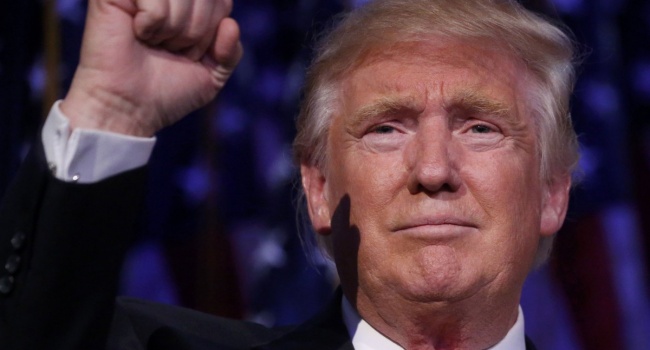 Трамп знову заперечив наявність зв’язків з Росією Трамп знову заперечив наявність зв’язків з Росією